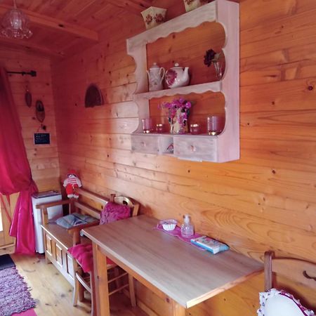 Roulotte La Passe Pierre Bed & Breakfast Pende Luaran gambar